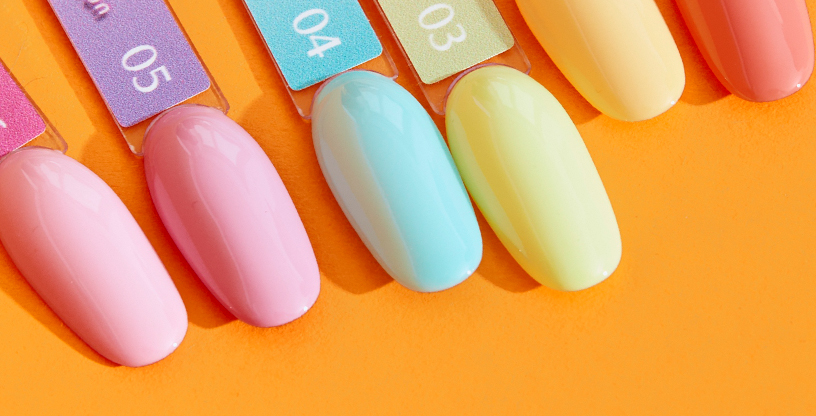 Сочетание цветов лака для ногтей и фото разноцветных ногтей с красивыми сочетаниями